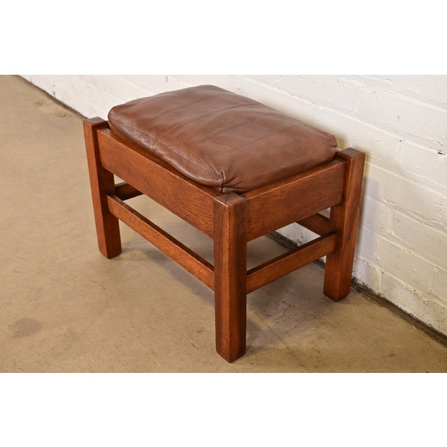 Stickley Brothers Antique Mission Oak Arts & Crafts Leather Upholstered Footstool or Ottoman, Circa 1910 For Sale - Image 12 of 12