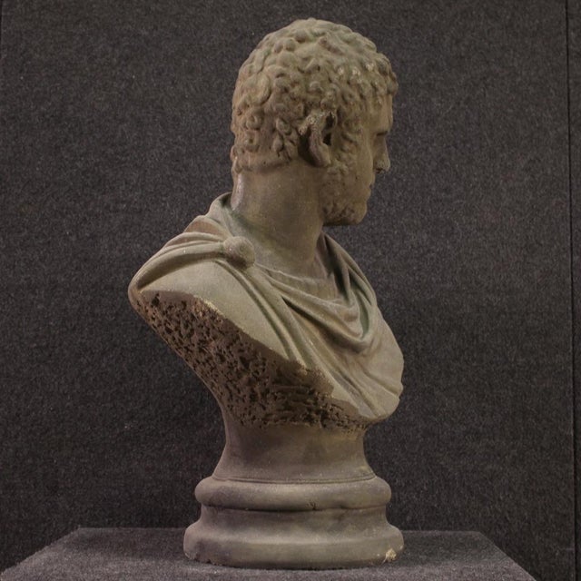 Large Italian bust of the Roman Emperor Caracalla, cement sculpture from the second half of the 20th century. Copy of the...