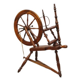 Antique Canadian Country Primitive Pine Wood Colonial Wooden Spinning Wheel For Sale