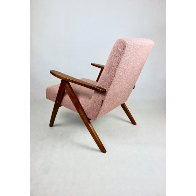 Vintage B-310 VAR Armchair in Pink Bouclé, 1970s For Sale - Image 11 of 13