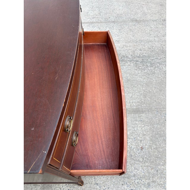Antique Colonial Revival Dresser Early 1900s | Mahogany Four Drawer Chest With Federal Style Details | Classic American Antique Furniture For Sale In New York - Image 6 of 12