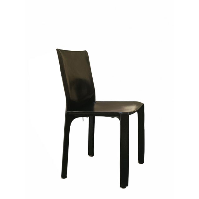 CAB T4 Chairs in Black Leather by Mario Bellini for Cassina, Italy, 1970s, Set of 6 For Sale - Image 6 of 8