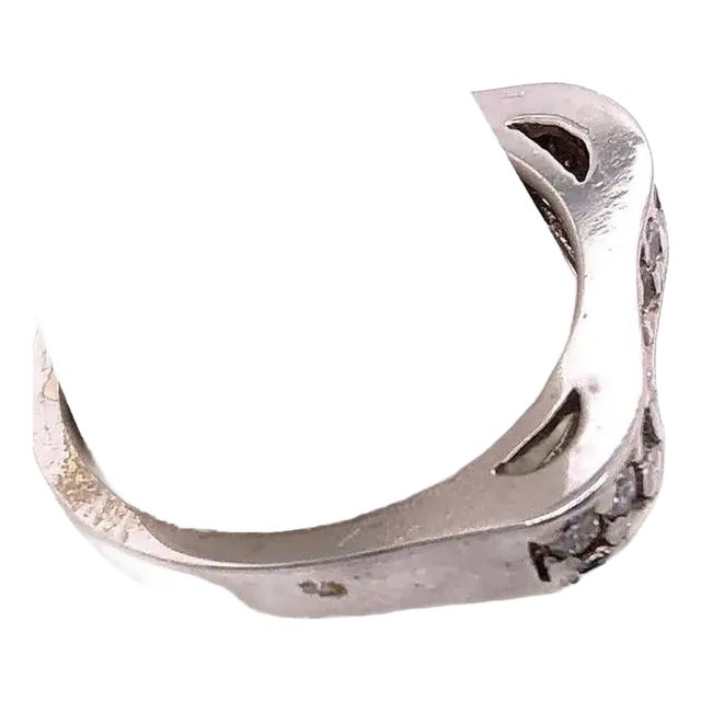 14 Karat White Gold and Diamond Wedding Band Bridal Anniversary Ring For Sale