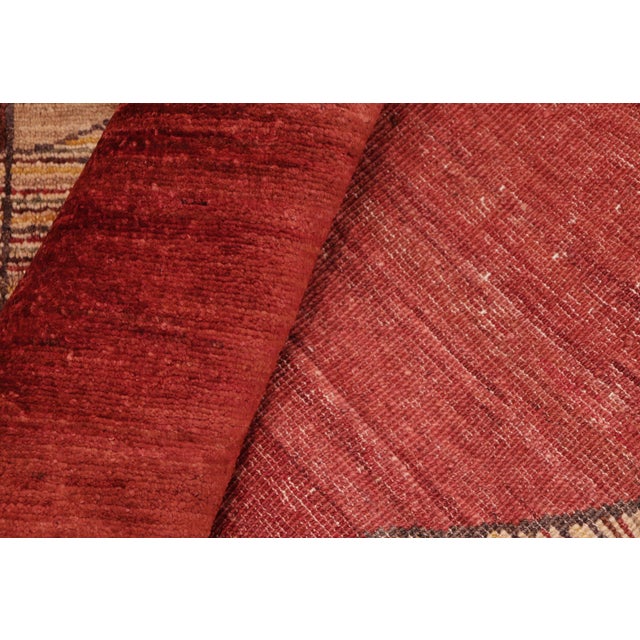 Beige Modern Gabbeh Red/Beige Wool Rug - 6'8'' X 9'10'' For Sale - Image 8 of 10