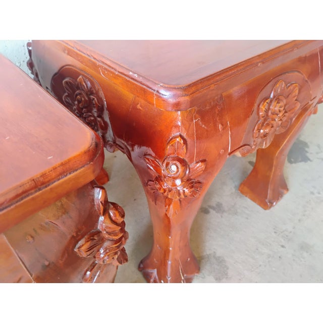 Hand Carved Narra Wood Coffee Table Set Floral Design 1950s Philippines, Set of 3 For Sale - Image 10 of 12