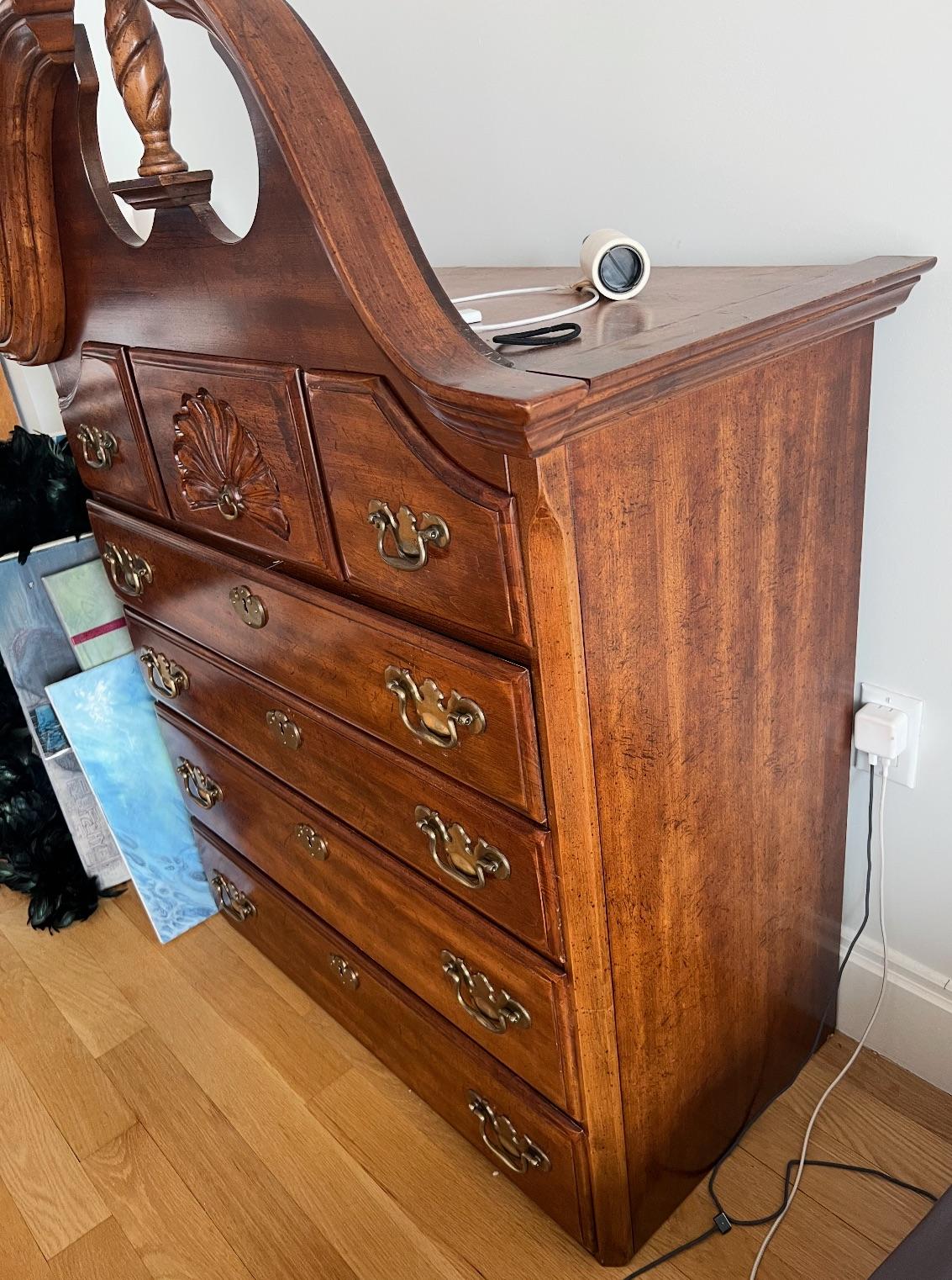 dark brown antique dresser Maylee - Dark Brown