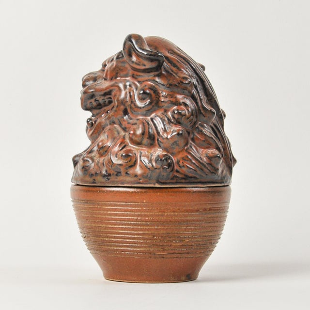 Vintage Japanese Sake Bottle With Ceramic Shisha Foo Dog Lid For Sale - Image 9 of 14