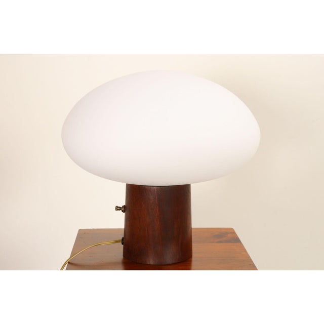 Mid-Century Modern mushroom-form table lamp by the Laurel Lamp Company (ca. 1965, Newark, NJ, USA). Composed of a...
