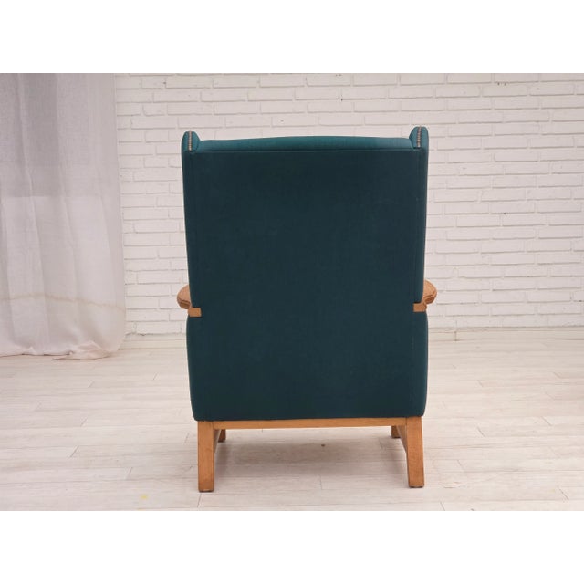 Mid-Century Modern Danish Highback Armchair in Turkis-Green Wool and Oak Wood, 1970s For Sale - Image 3 of 18