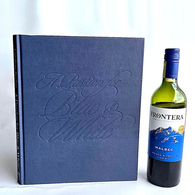 2000 - 2009 2008 1st Edition, "A Passion for Blue and White", by Carolyne Roehm For Sale - Image 5 of 18