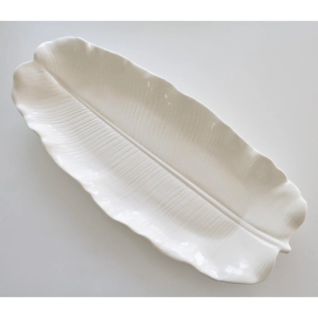 Large Ceramic Banana Leaf Serving Platter Lotus White by Metlox Usa For Sale - Image 12 of 15