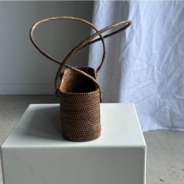 Tan Small Oval Basket with Long Handles For Sale - Image 8 of 18