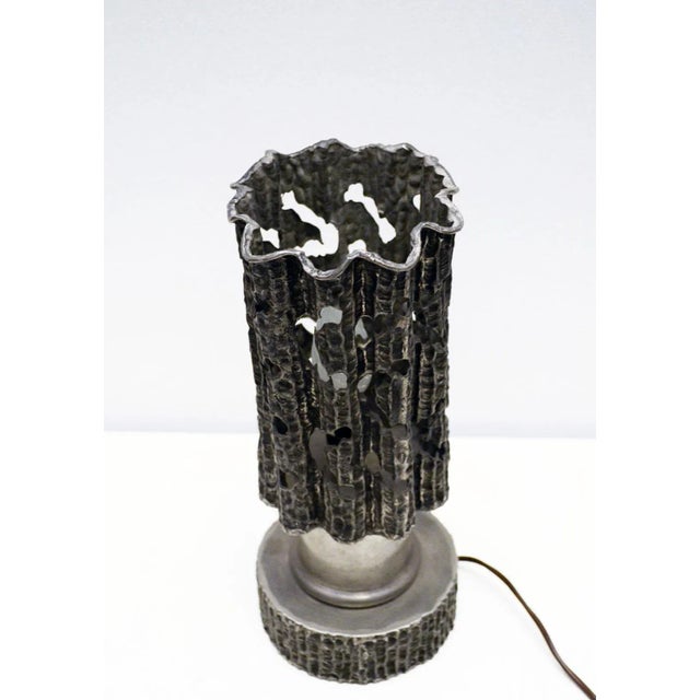 Mid-Century Modern Italian Handmade Sculptural Table Lamp in Pewter, 1970s For Sale - Image 3 of 7