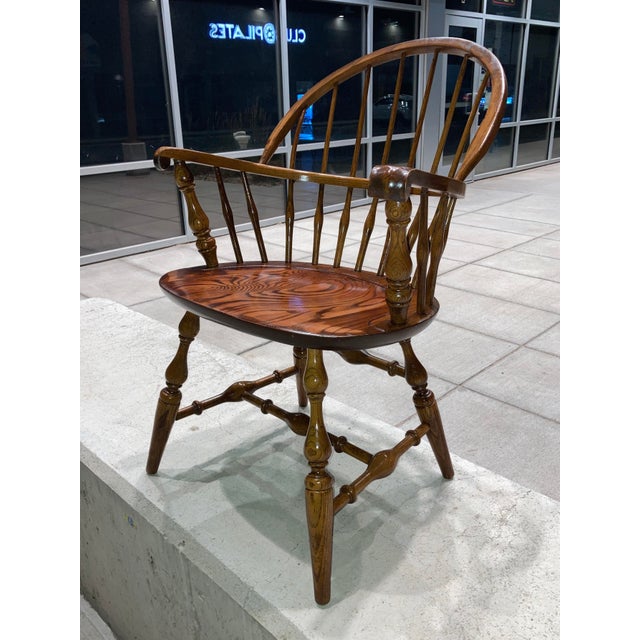 1980s Nichols & Stone Bow Back Windsor Chair For Sale - Image 5 of 12