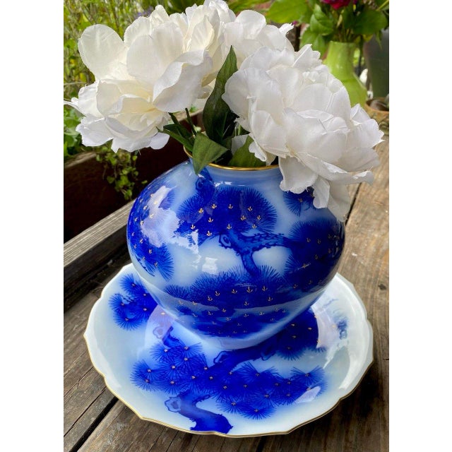 Mid 20th Century Koransha Japanese Cobalt Blue Pine Tree Porcelain Charger For Sale - Image 4 of 10