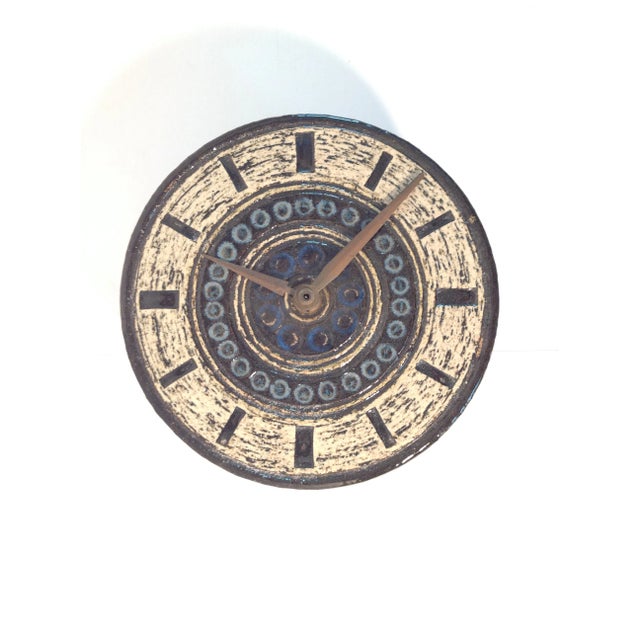 Beautiful stoneware pottery clock by Britt Louise Sundell for Gustavsberg. Circa 1950-60. Signed on the back, BS G (with...