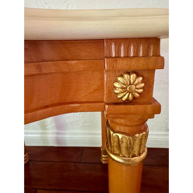 1950s Vintage Italian Carved Beech & Gold Leaf Side Table With Onyx Top For Sale - Image 5 of 9