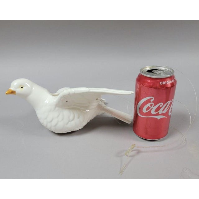 1970s Vintage Fitz and Floyd White Dove Hanging Planter For Sale - Image 5 of 6