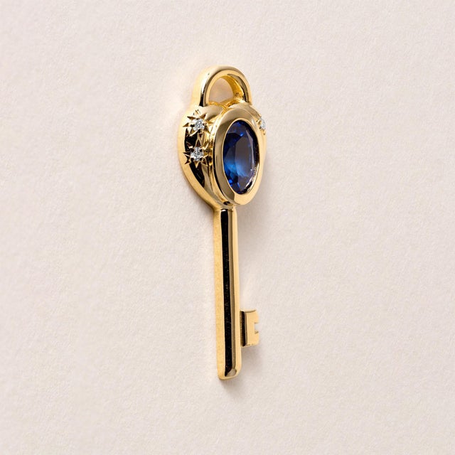 Modern 18k Gold Love Key Sapphire Oval and Diamond Pendant For Sale - Image 3 of 5