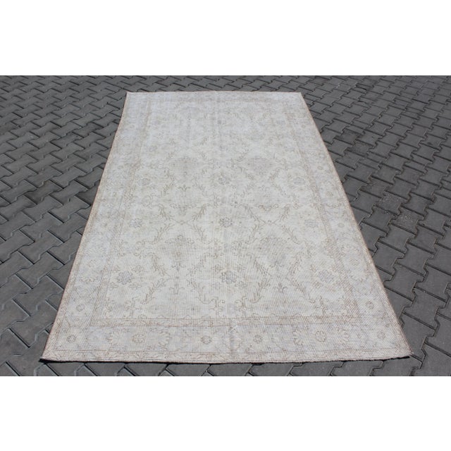 1960s Turkish Area Rug - 63.5"x106.5" For Sale - Image 13 of 13