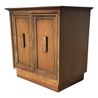 Vintage Circa 1960 Mid-Century Modern Bassett "Mayan" Nightstand For Sale