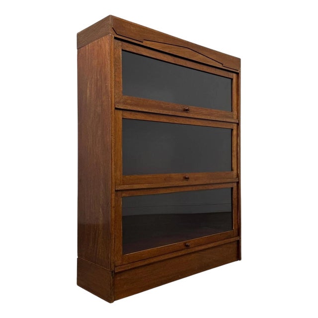 Antique Early 20th Century Mahogany Bookcase in the style of Globe-Wernicke For Sale