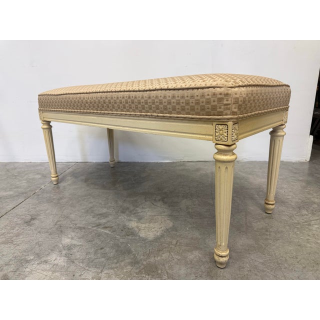 Wood 1960's Hollywood Regency Upholstered Wood Bench For Sale - Image 7 of 8