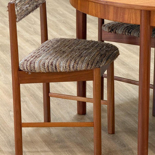 Small Round Extending Dining Table and Chairs by Tom Robertson for Mcintosh, 1970s, Set of 5 For Sale - Image 6 of 17