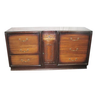 Vintage 6 Ft. Traditional Mid Century Dresser With Original Finish For Sale