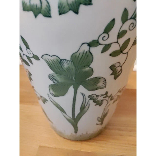 Ceramic Vintage Green and White Chinoiserie Style Floral Ceramic Vase For Sale - Image 7 of 7