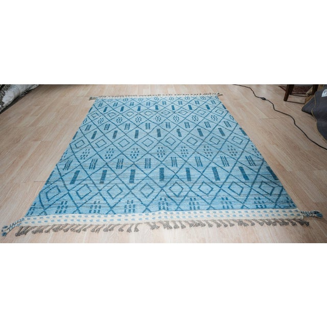 6x9 Stylish Marrakech Blue Tribal Geometric Modern Hand-Knotted Wool Carpet Rug For Sale - Image 4 of 7