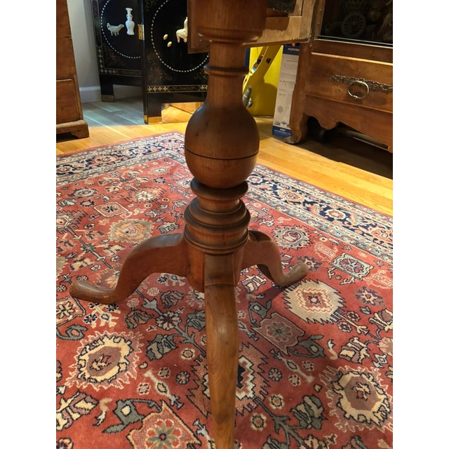 Cinnamon Antique Queen Anne Pad Foot Birdcage Round Tilt-Top Table For Sale - Image 8 of 9