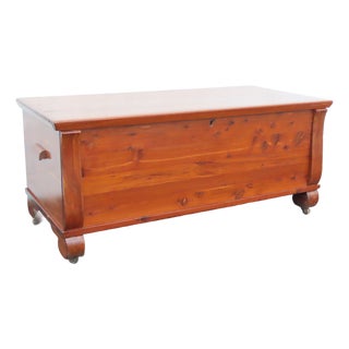 Early 1900s Solid Cedar Hope Chest Blanket Trunk Bench 6658 For Sale