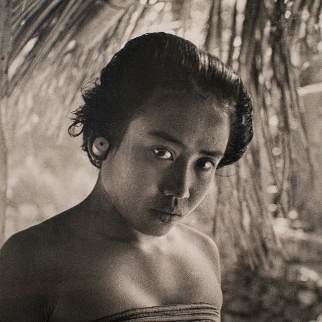 Vintage Loom Weaver Photograph, Balinese Woman, Monochrome Portrait, Mid Century For Sale - Image 6 of 8