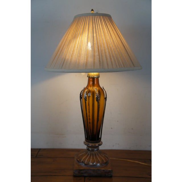 John-Richard Vintage Mid 20th Century John Richard Neoclassical Chalkware Amber & Gold Glass Vase Lamp For Sale - Image 4 of 13