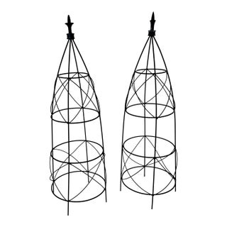 1980s Vintage French Art Deco Fleur De Lis Garden Topiary Trellises Frames - A Pair For Sale