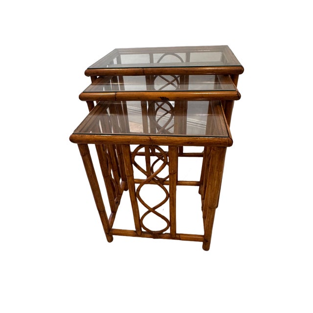 English Vintage Burnt Bamboo Rattan Nesting Tables With Glass Tops, Set of 3, C. 1970s For Sale - Image 3 of 17
