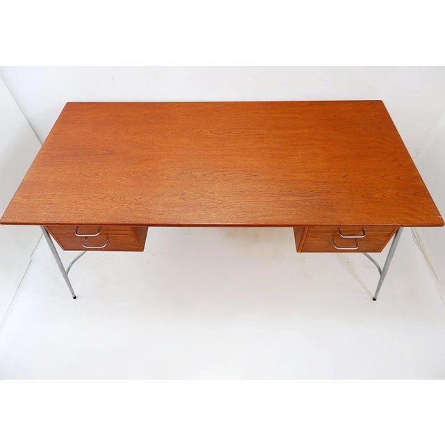 Modèle 202 Desk in Teak by Børge Mogensen for Søborg Møbelfabrik, 1950s For Sale - Image 6 of 16