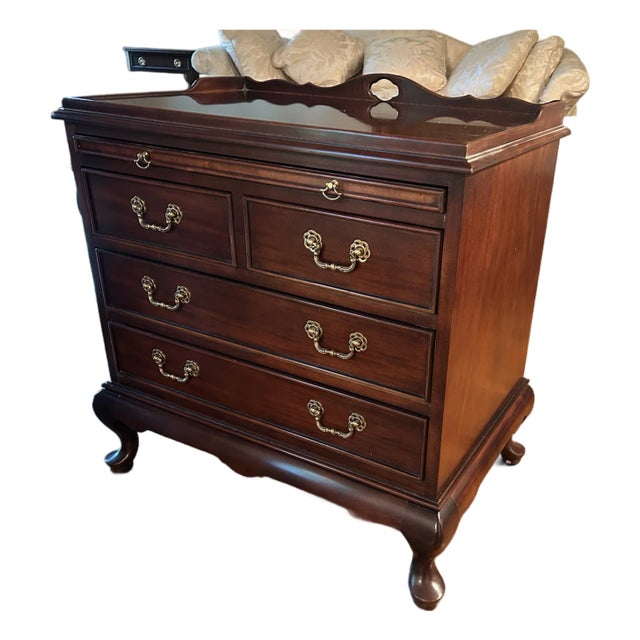 1990s Claridge by Century Furniture End Table For Sale