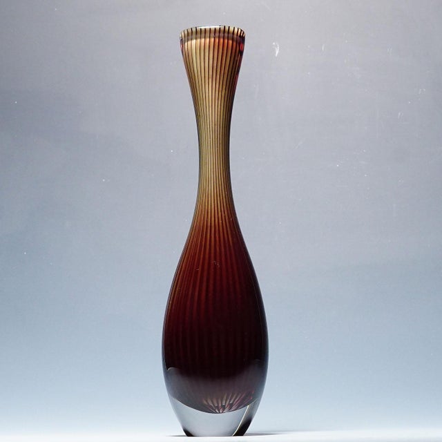 Vicke Lindstrand Large Colora Vase by Vicke Lindstrand for Kosta 1953 For Sale - Image 4 of 8