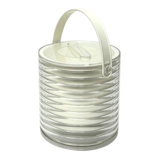 1970s Clear Acrylic Ribbed Ice Bucket by Sally Designs For Sale