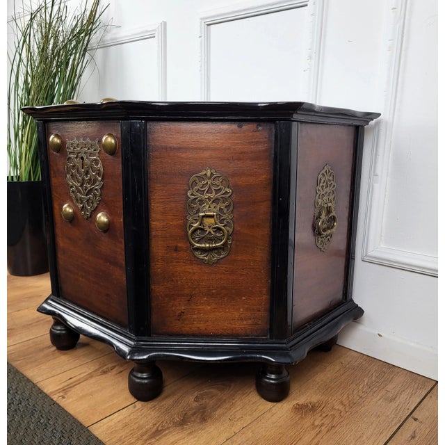 Italian Brass Wood Chest Trunk, 1950s For Sale - Image 6 of 9