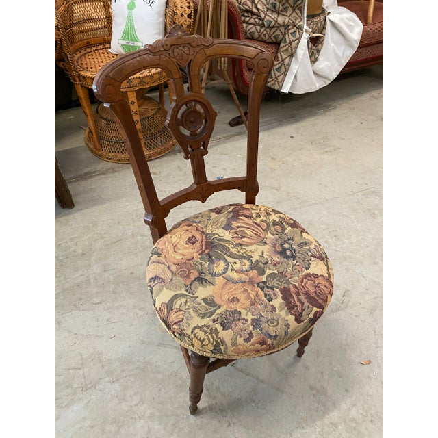 Late 19th Century Antique Chair With Tapestry For Sale In Atlanta - Image 6 of 6