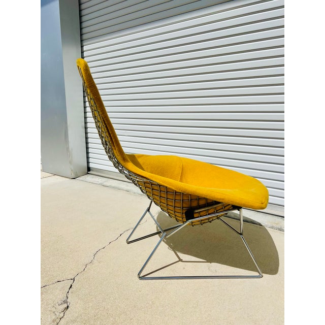 Knoll 1960’s Knoll Bird Chair & Ottoman in Original Fabric Designed by Harry Bertoia For Sale - Image 4 of 12