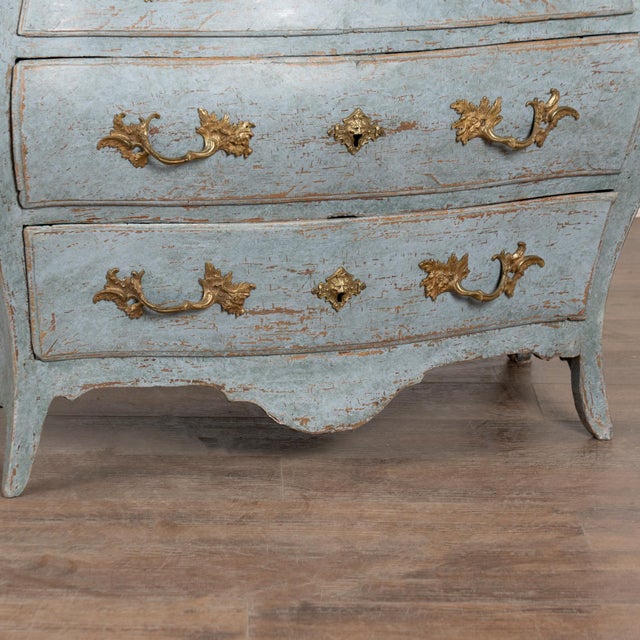 Blue Late 18th Century Blue Swedish Bombay Chest of Three Drawers For Sale - Image 8 of 16