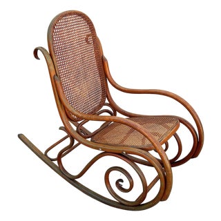 Late Victorian Oak & Caine Scrolling Rocking Chair Attributed to Thonet No. 4 For Sale