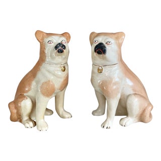 1910s Pair of Antique English Staffordshire Pug Dogs For Sale