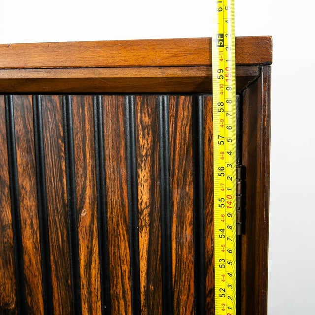 Brown Mid Century Modern Dresser Gentleman's Chest Bassett Walnut Cabinet Drawers MCM For Sale - Image 8 of 10