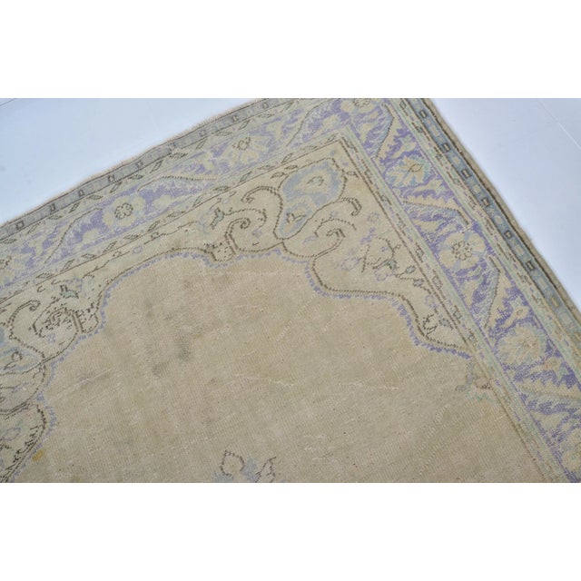 Mid-Century Modern 1960s Turkish Neutral Oversize Handmade Carpet For Sale - Image 3 of 11