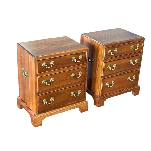 Brass Stickley Mahogany Georgian Chippendale 3-Drawer Chests, a Pair, Vintage 1990s, Nightstands For Sale - Image 8 of 12